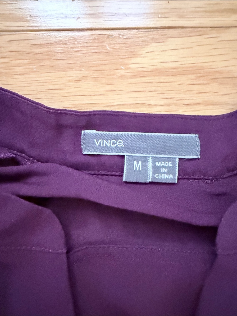 Vince 100% Silk Plum V-Neck Dolman Blouse Size M - Picture 7 of 9